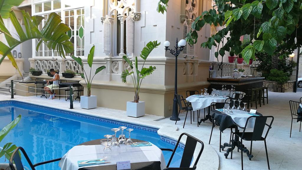 Hotel El Xalet Sitges Extérieur photo